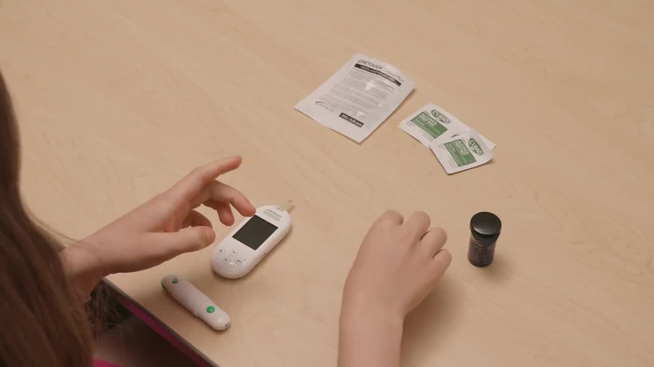 How to Check Your Blood Sugar with a Glucometer
